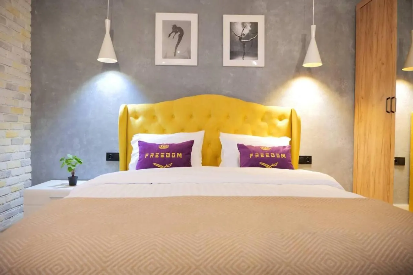 Freedom Apartments In City Center Kyiv Ukraine