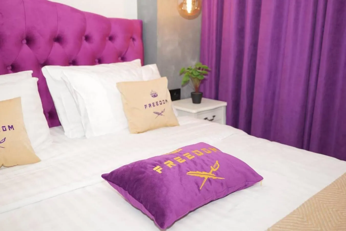 Freedom Apartments In City Center Kyiv Ukraine